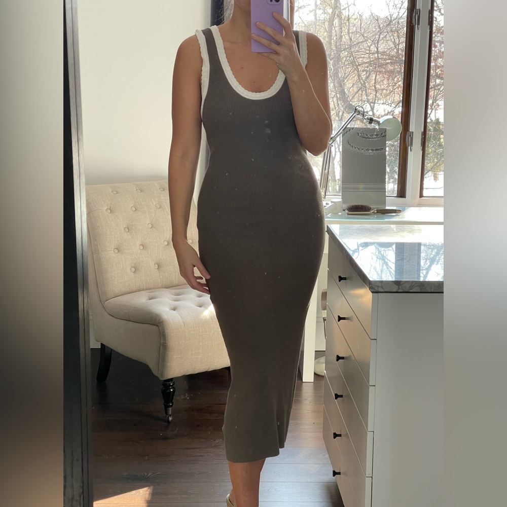 Elegant/Casual Dark Green & White Sleeveless Knit Midi Body Contour Dress size L